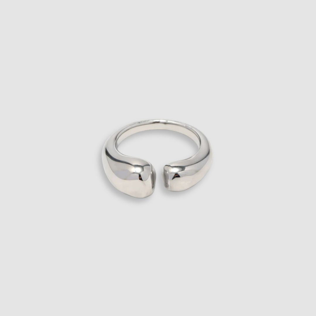 Anillo delicado baño de oro 18k con diseño abierto Arletia