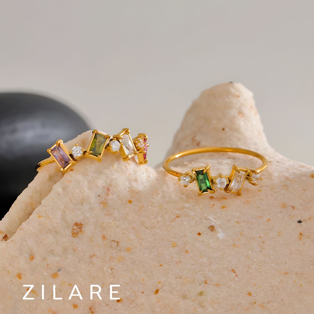 Anillo dorado moderno piedras de colores bañado oro 18k Lara