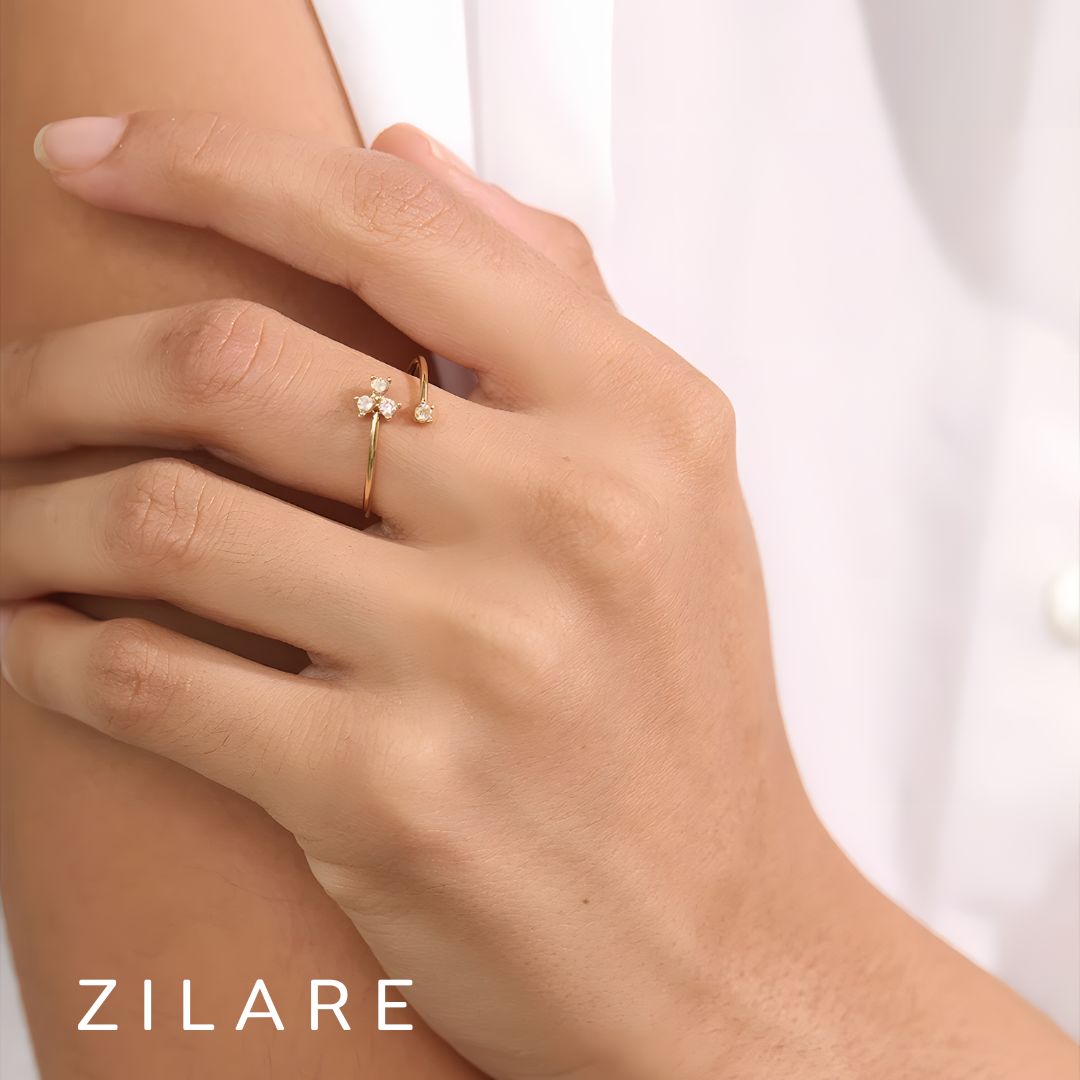 Anillo dorado moderno y delicado bañado en oro 18k Nicolle