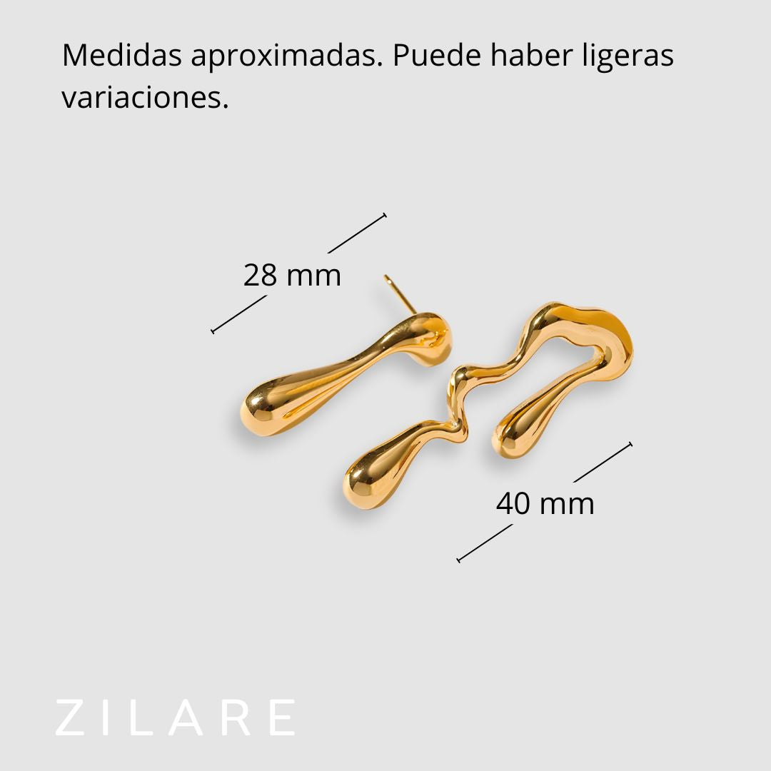 Arete dorado moderno asimétrico bañado en oro 18k Ximena