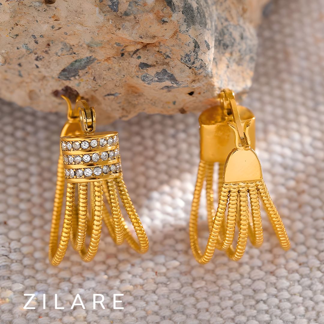 Aretes dorados bañados oro 18k elegantes y brillantes Patricia