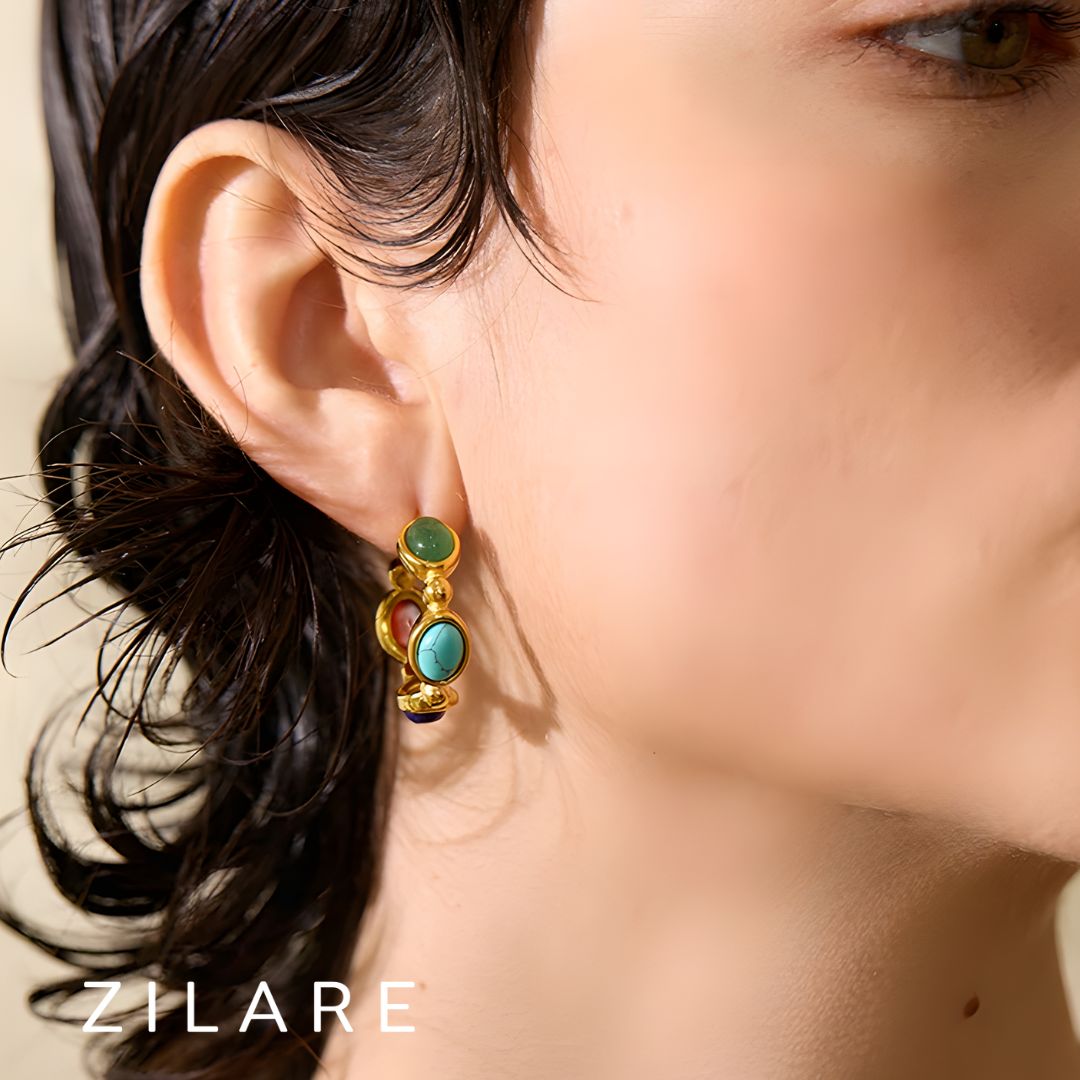 Aretes Dorados con Piedras de Colores y Diseño Único Nina