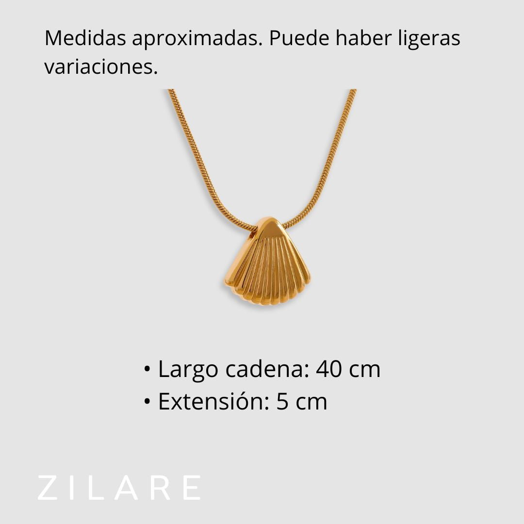 Collar bañado en oro 18k con diseño elegante de concha Ahya