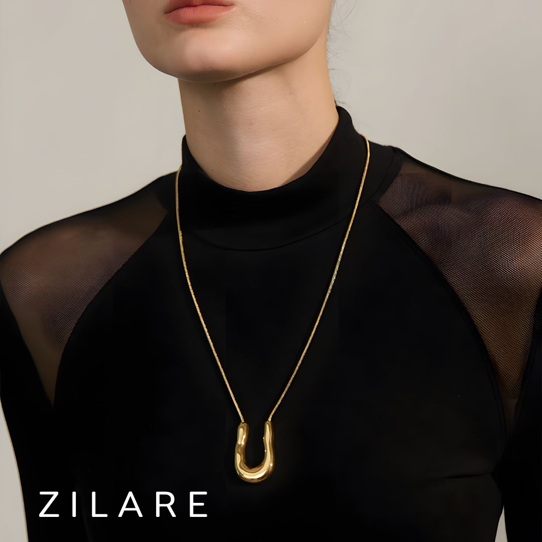 Collar Dorado de Una Sola Pieza con Diseño Escultural Isla