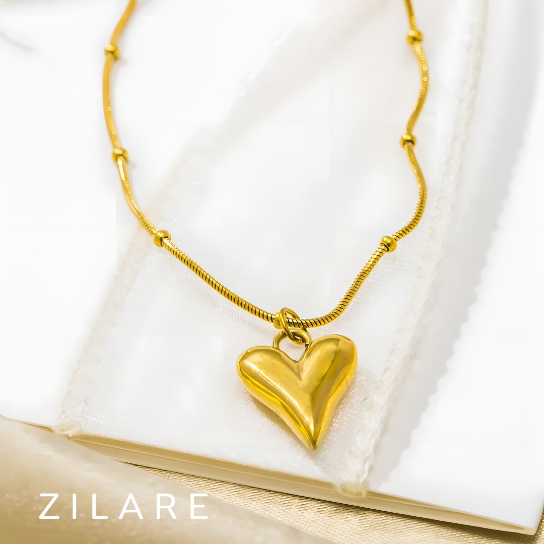 Collar elegante baño de oro 18k con dije de corazón Mirella