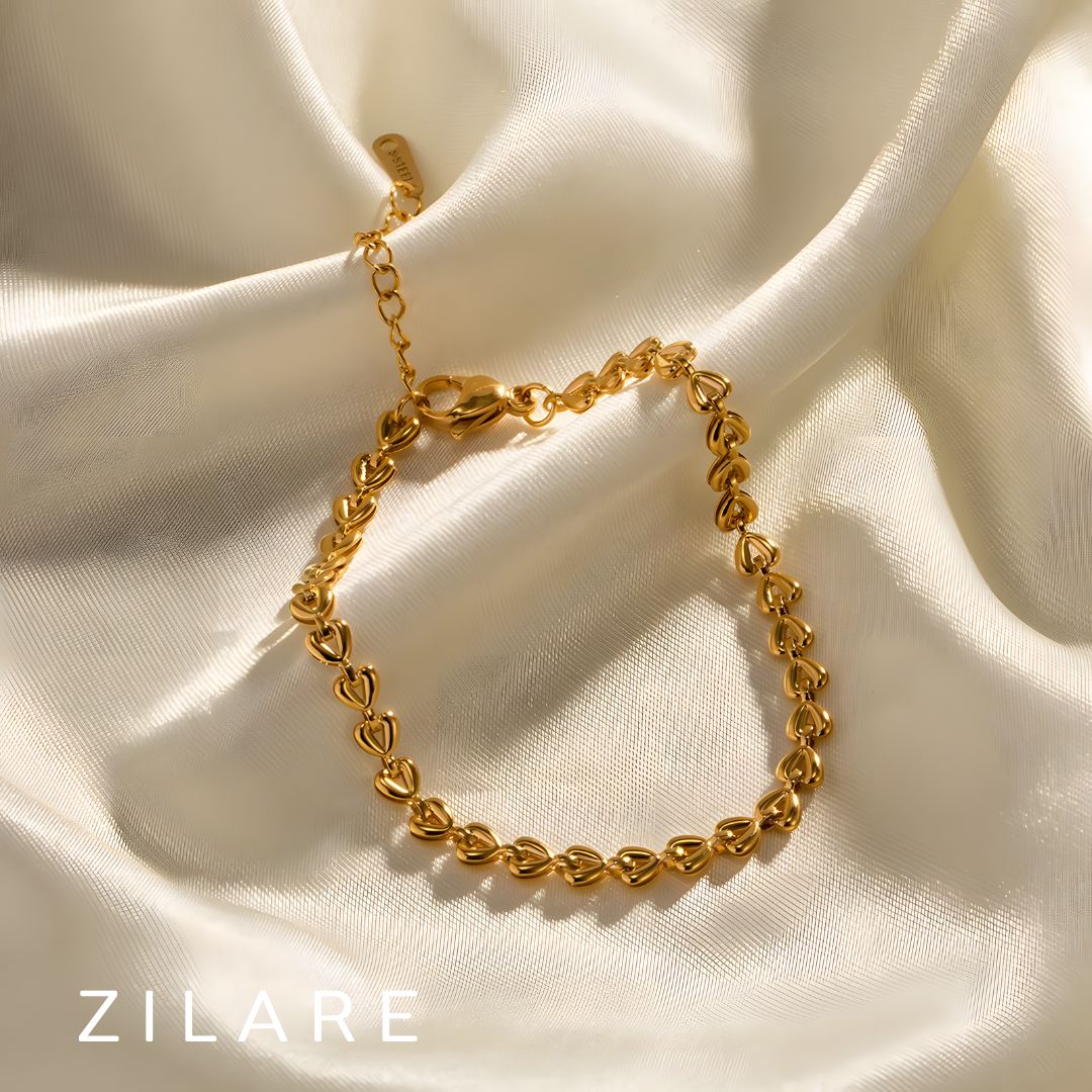 Pulsera fina bañada en oro 18k diseño minimalista Elina