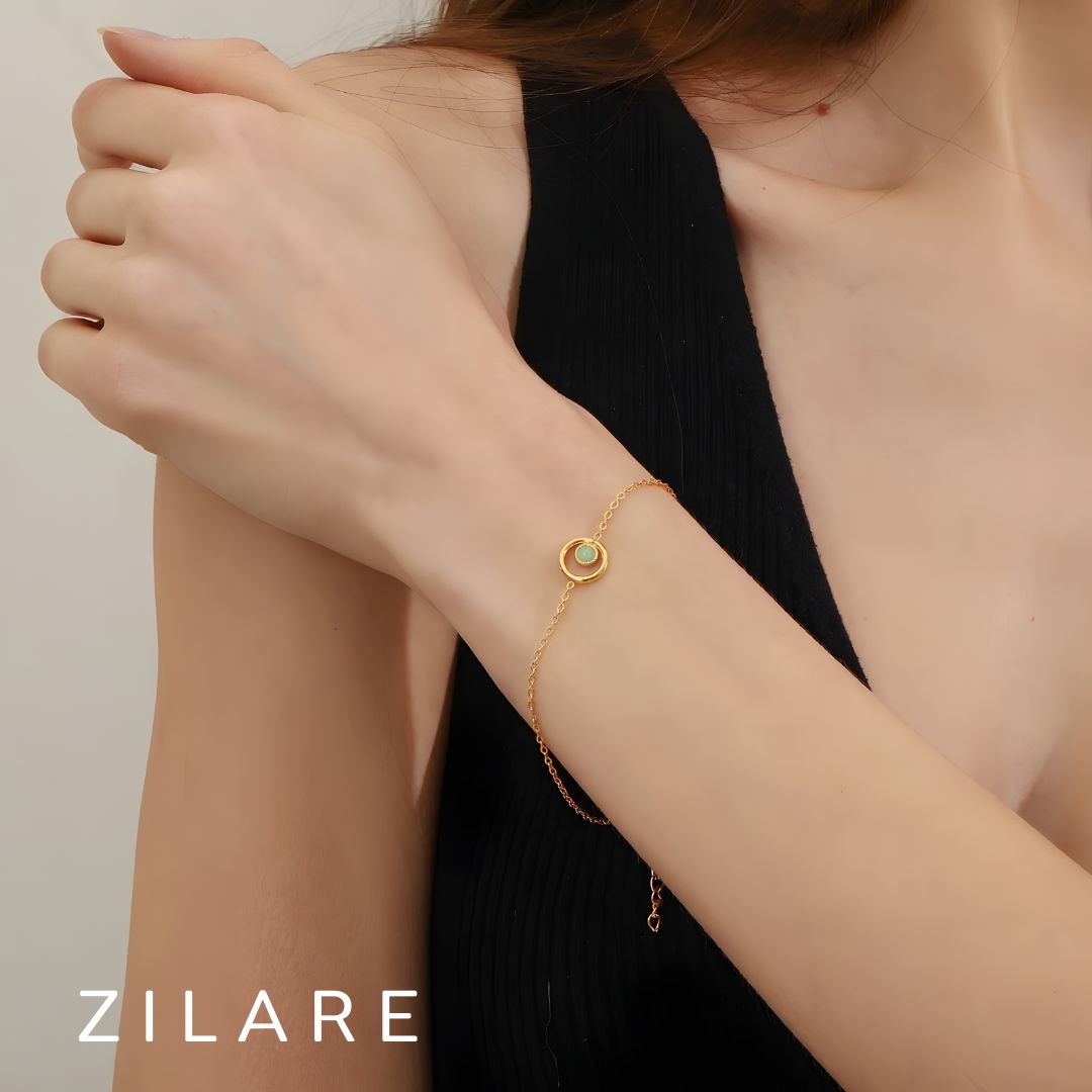 Pulsera dorada con piedra verde baño de oro 18k Leticia