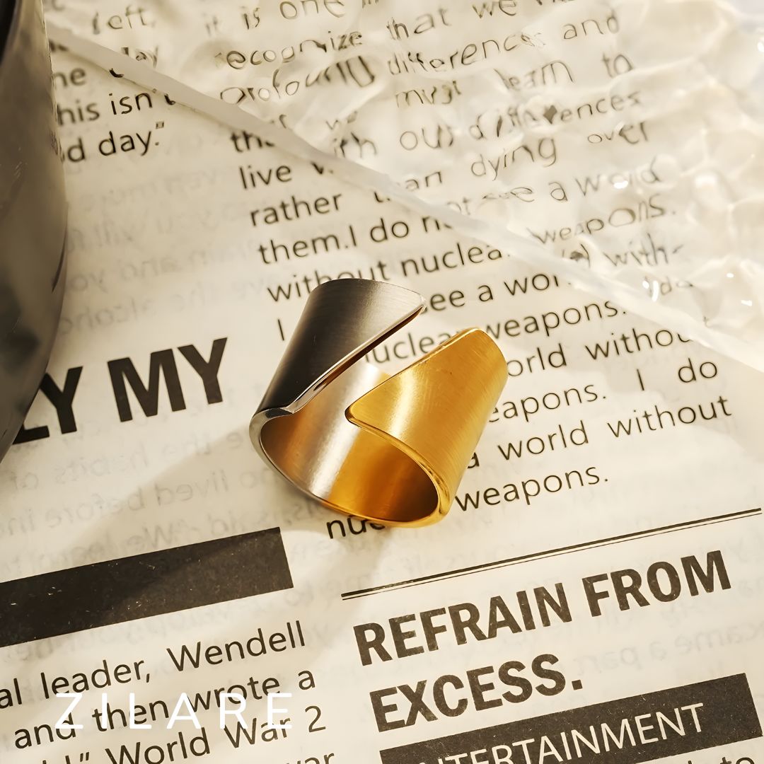 Anillo acero inoxidable con diseño abierto bicolor Amayrani