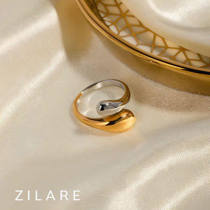 Anillo acero inoxidable bicolor con diseño original Itzayan