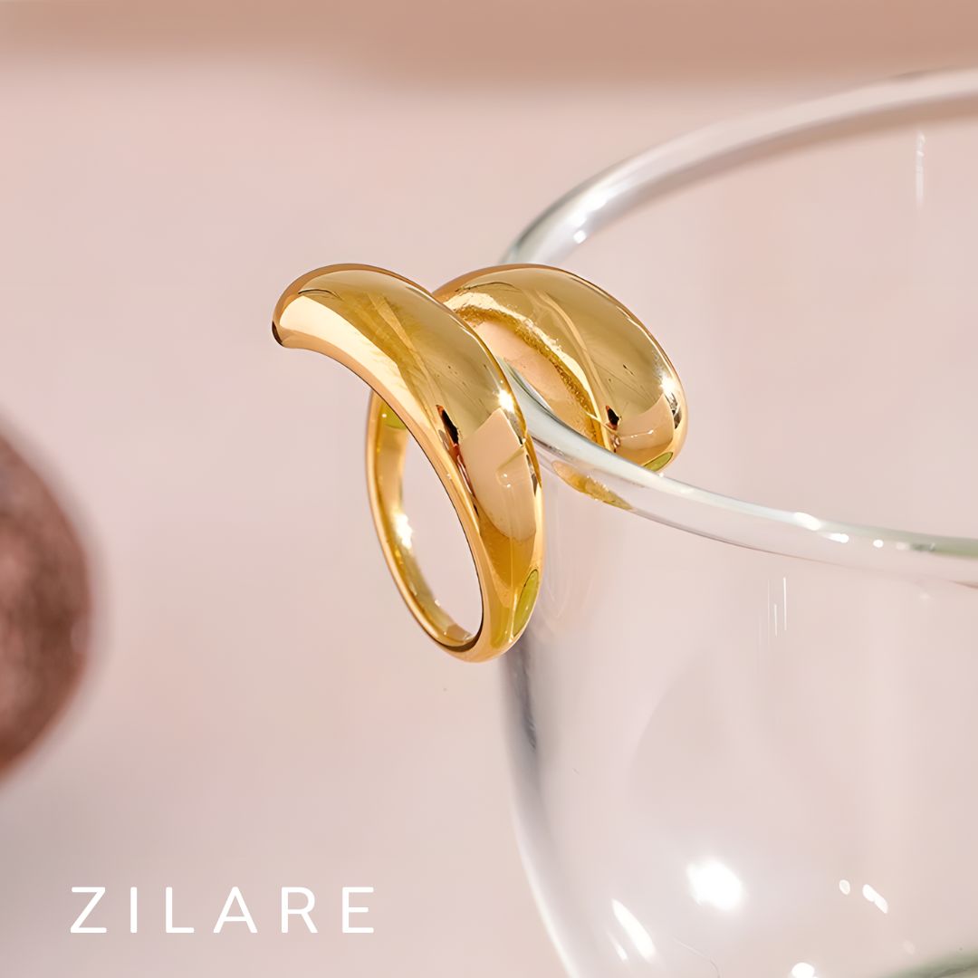 Anillo dorado bañado oro 18k sofisticado y atrevido Nadia