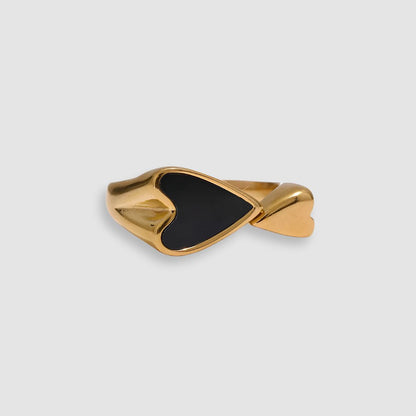 Anillo con diseño de corazón bañado en oro 18k Nubia