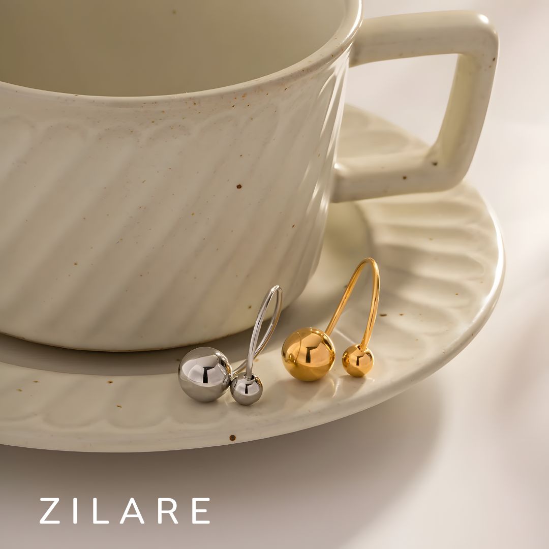 Anillo moderno con diseño único bañado en oro 18k Elva