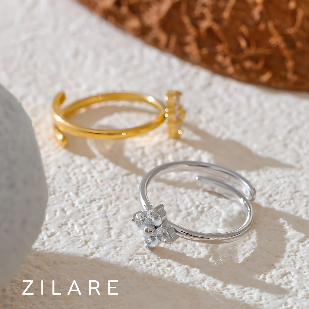 Anillo dorado con flor brillante bañado en oro 18k Danna