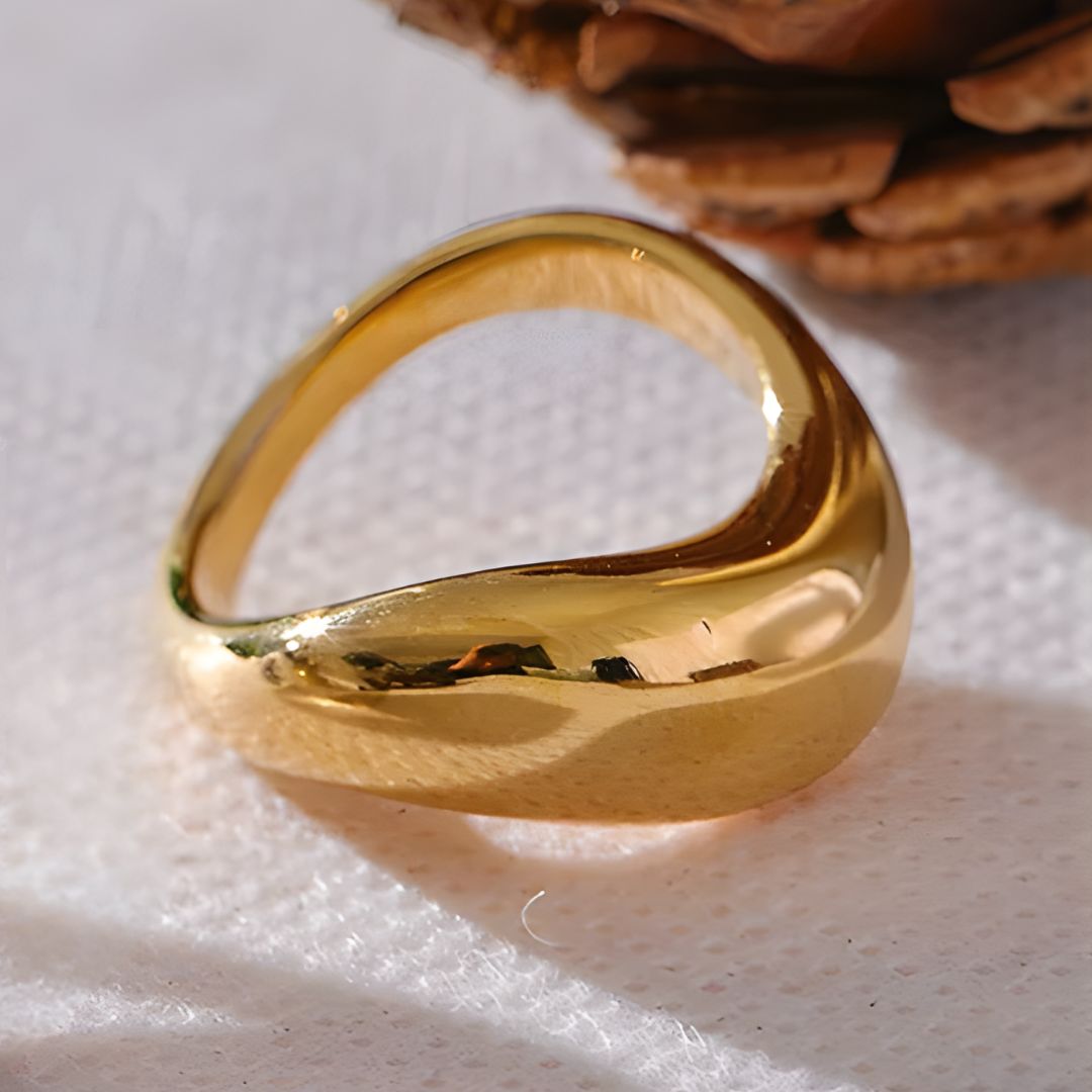 Anillo moderno dorado bañado en oro 18k para mujer Celeste