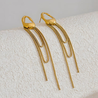 Arete dorado elegante con cadenas largas bañado oro 18k Lucí