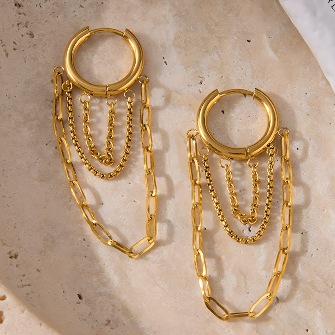 Aretes dorados con cadenas elegantes bañados oro 18k Lianet