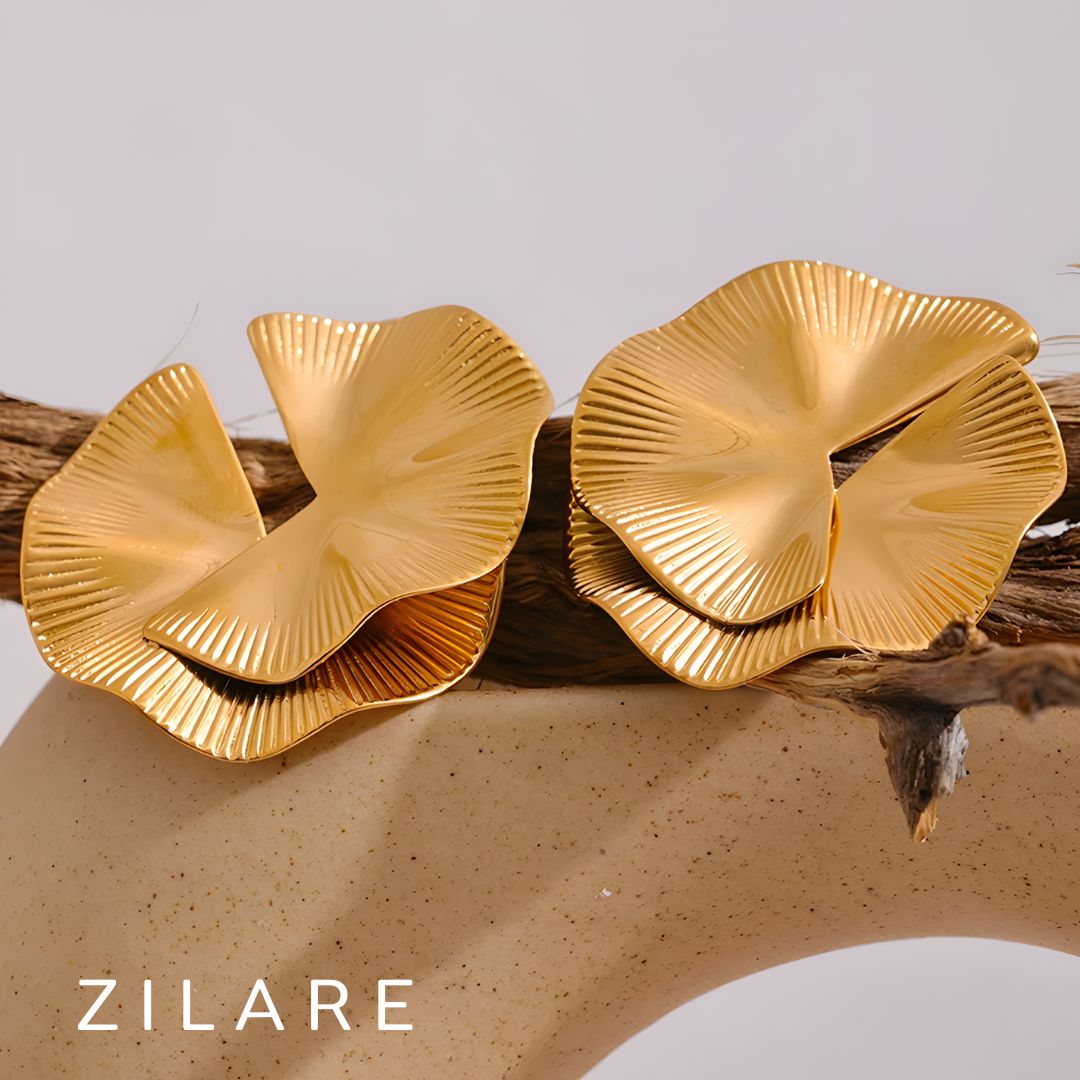 Aretes dorados bañados en oro 18k imponentes chic Mónica