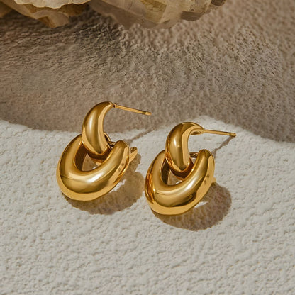 Aretes dorados sofisticado gruesos bañados en oro 18k Flavya