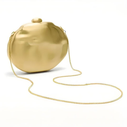 Bolsa de mano mujer dorada con cadena y diseño rígido Dora