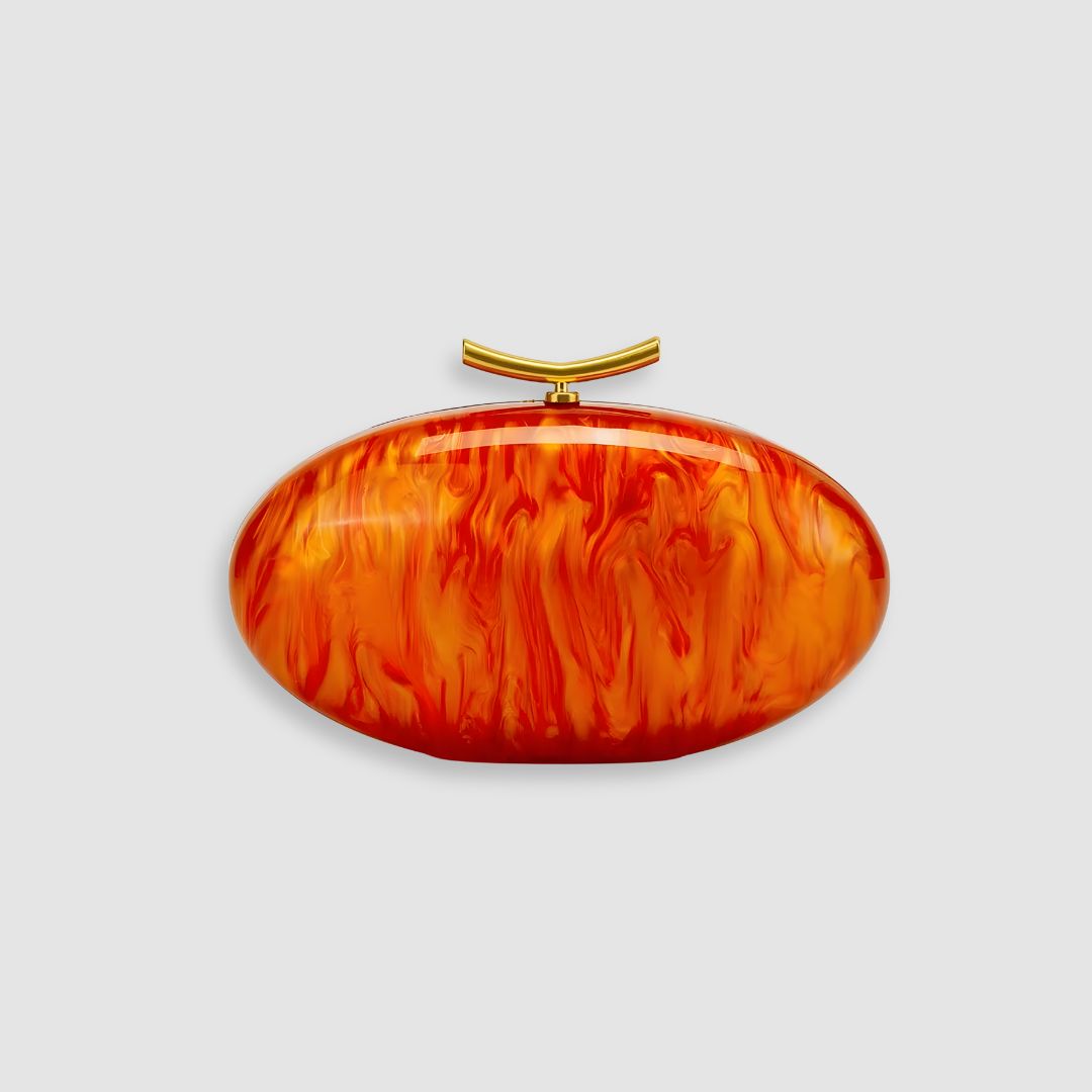 Bolsa de mano marfil nacarado con cierre dorado Marbella