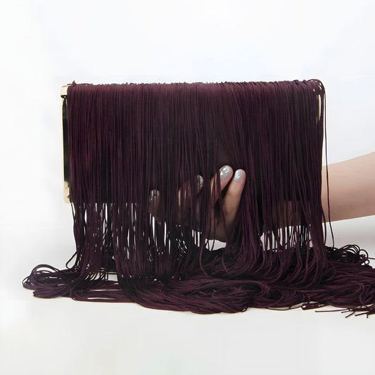 Bolsa de mano mujer vino con cadena y flecos largos Amaris