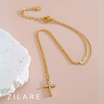 Collar con cruz para mujer bañado oro 18k y zirconias Ivanna