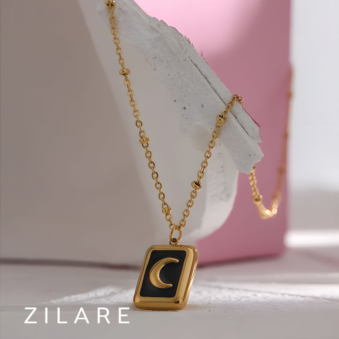 Collar dorado bañado en oro 18k diseño de luna Dalila