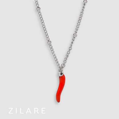 Collar dorado baño de oro 18k con dije de chile  Nayara