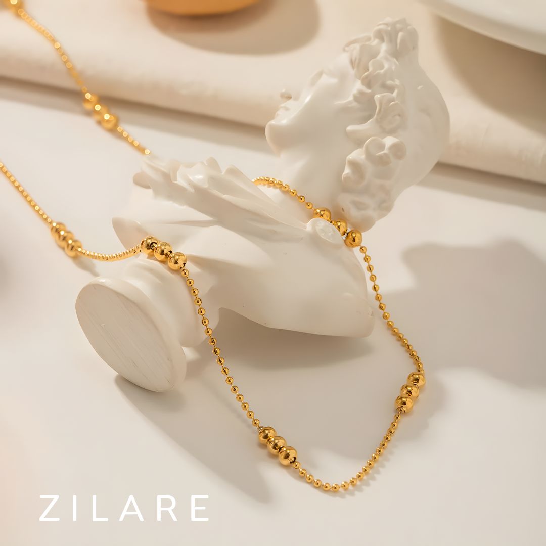 Collar dorado baño de oro 18k con esferas brillantes Amarie