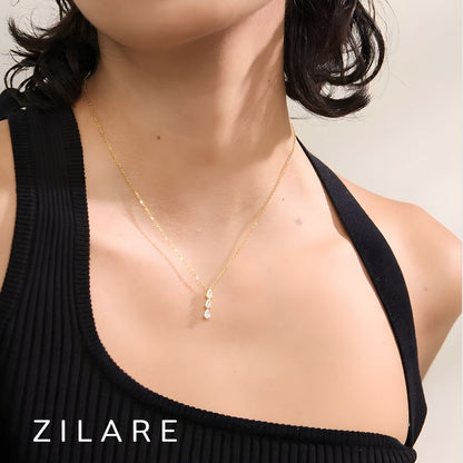 Collar bañado en oro 18k diseño elegante de 3 piedras Mireya