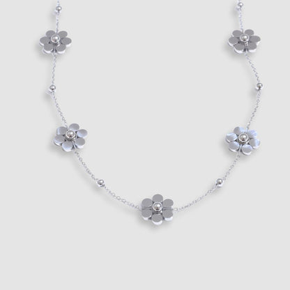 Collar Dorado con Flores Delicadas Bañado en Oro 18k Martina