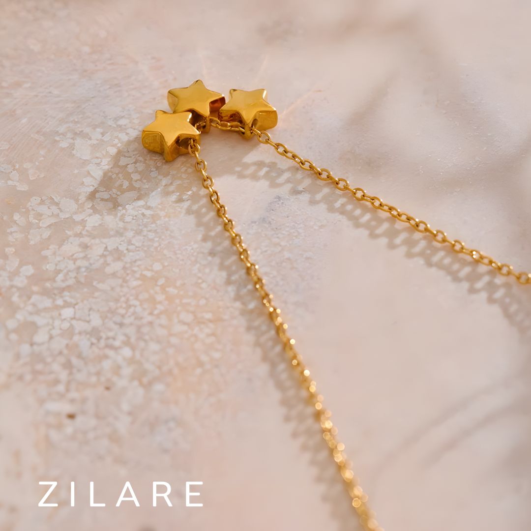 Collar bañado en oro 18k con diseño elegante de estrellas Cleo