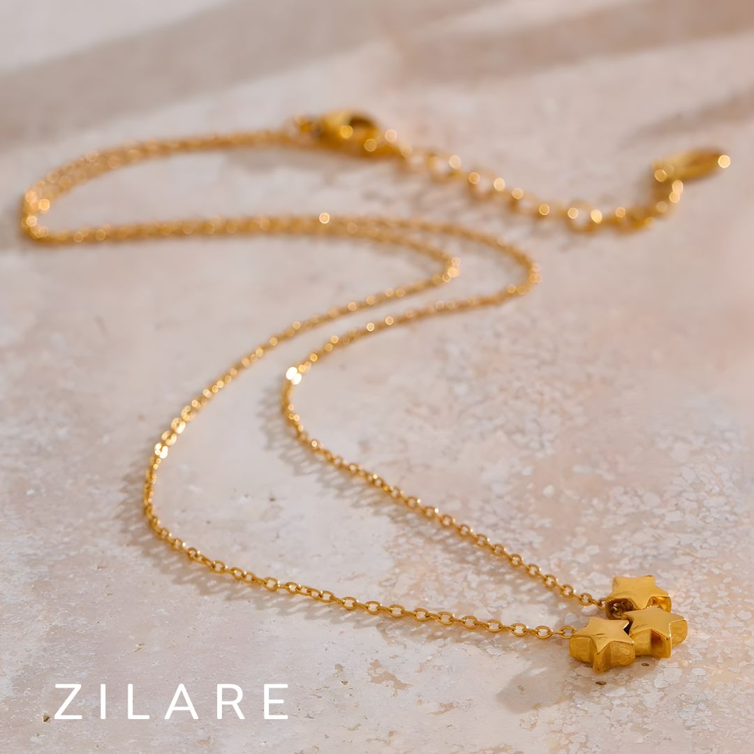 Collar bañado en oro 18k con diseño elegante de estrellas Cleo