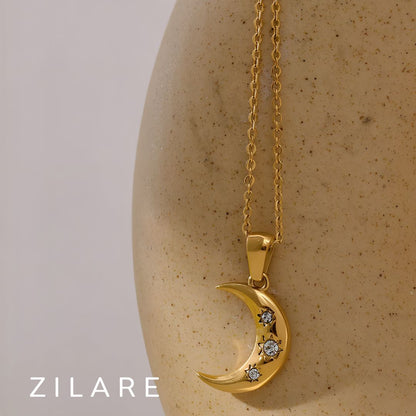 Collar de luna con brillantes bañado en oro 18k Catalina