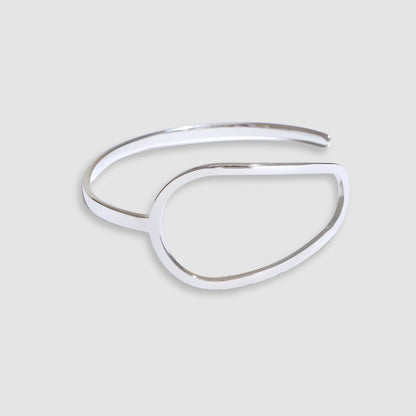 Pulsera Dorada con Círculo Elegante Bañada en Oro 18k Teresa