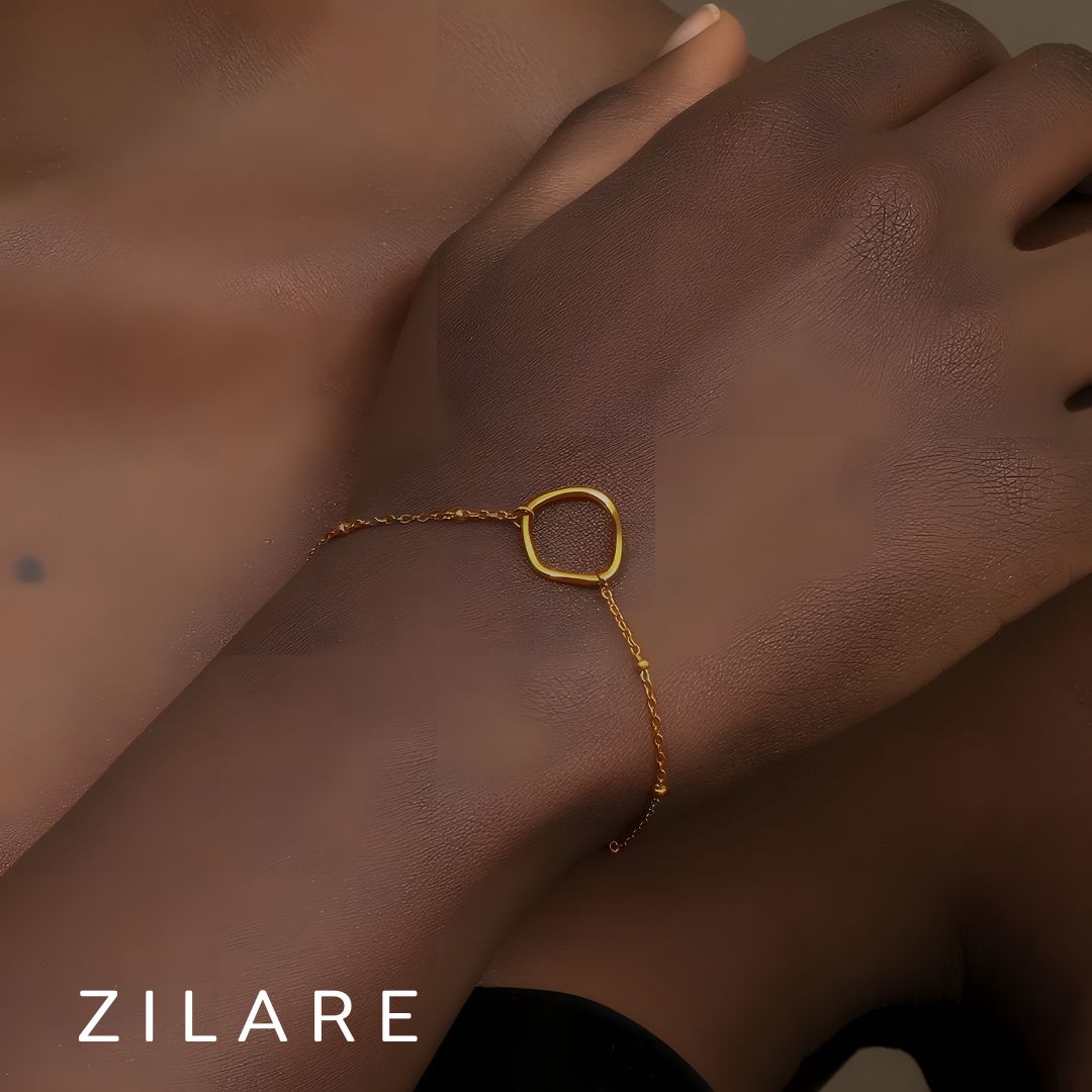 Pulsera dorada minimalista con baño de oro 18k Araceli